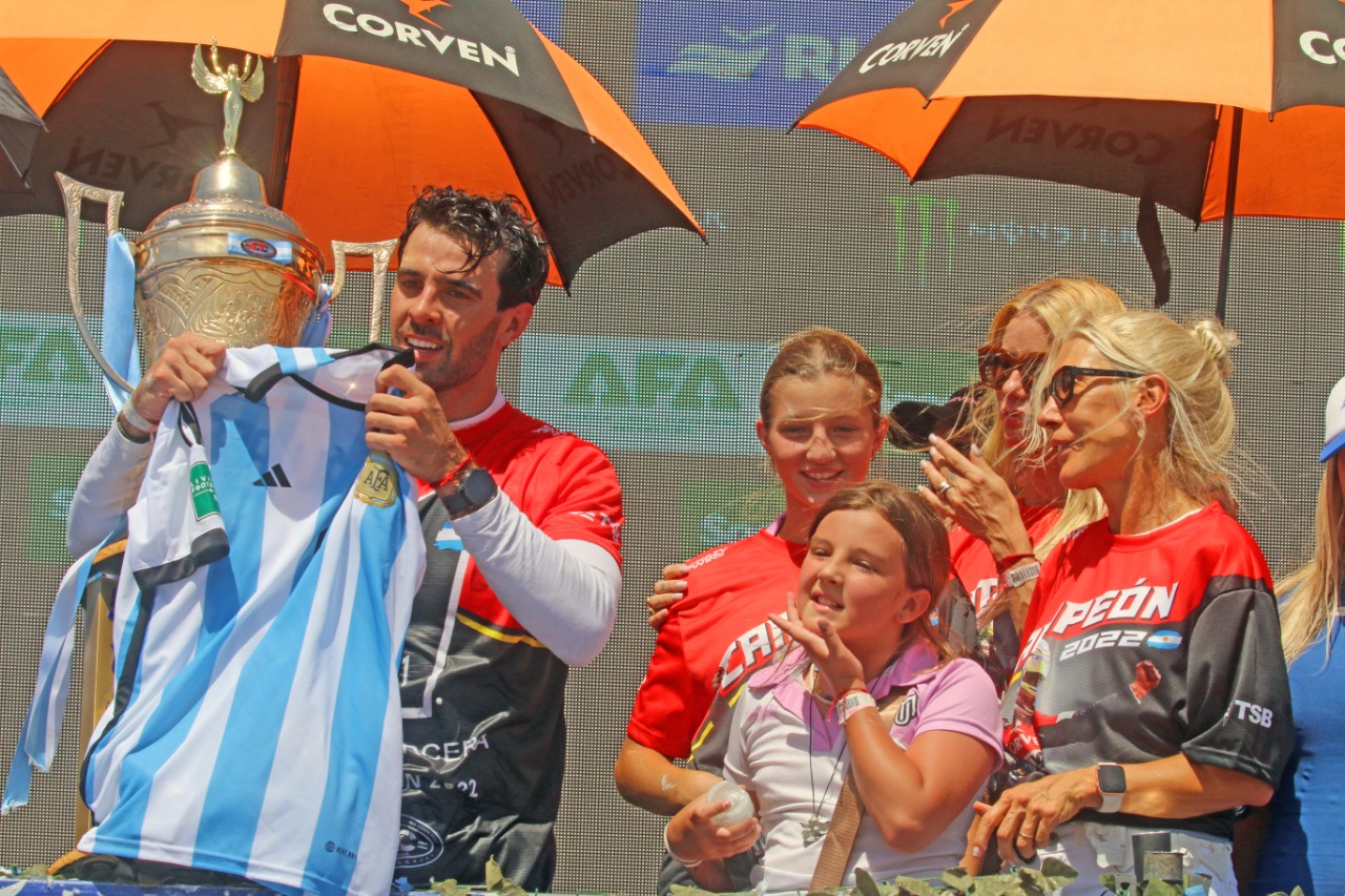 Urcera campeón del Turismo Carretera: WhatsApp Image 2022-12-11 at 15.56.08 (1).jpeg